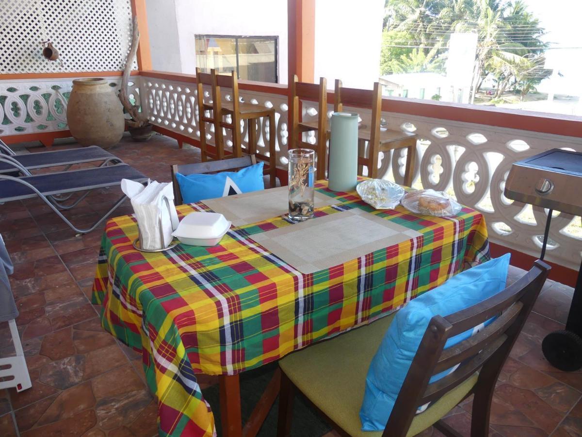 Southern Haven Guesthouse Laborie ภายนอก รูปภาพ