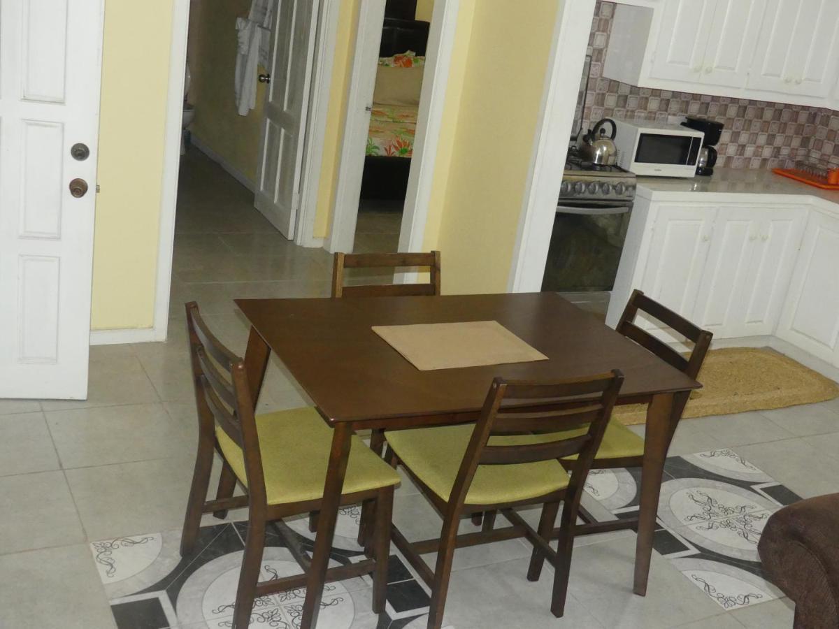 Southern Haven Guesthouse Laborie ภายนอก รูปภาพ