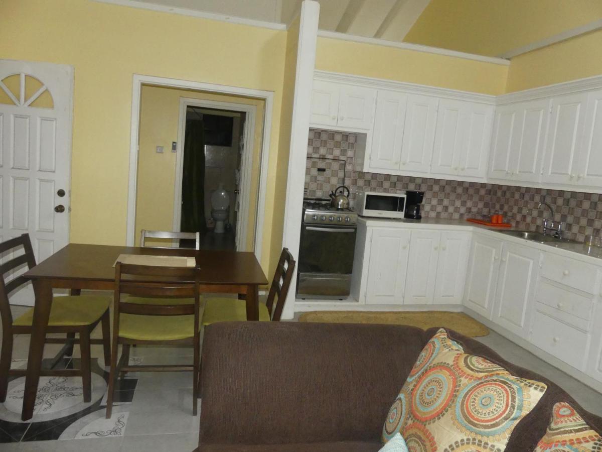 Southern Haven Guesthouse Laborie ภายนอก รูปภาพ