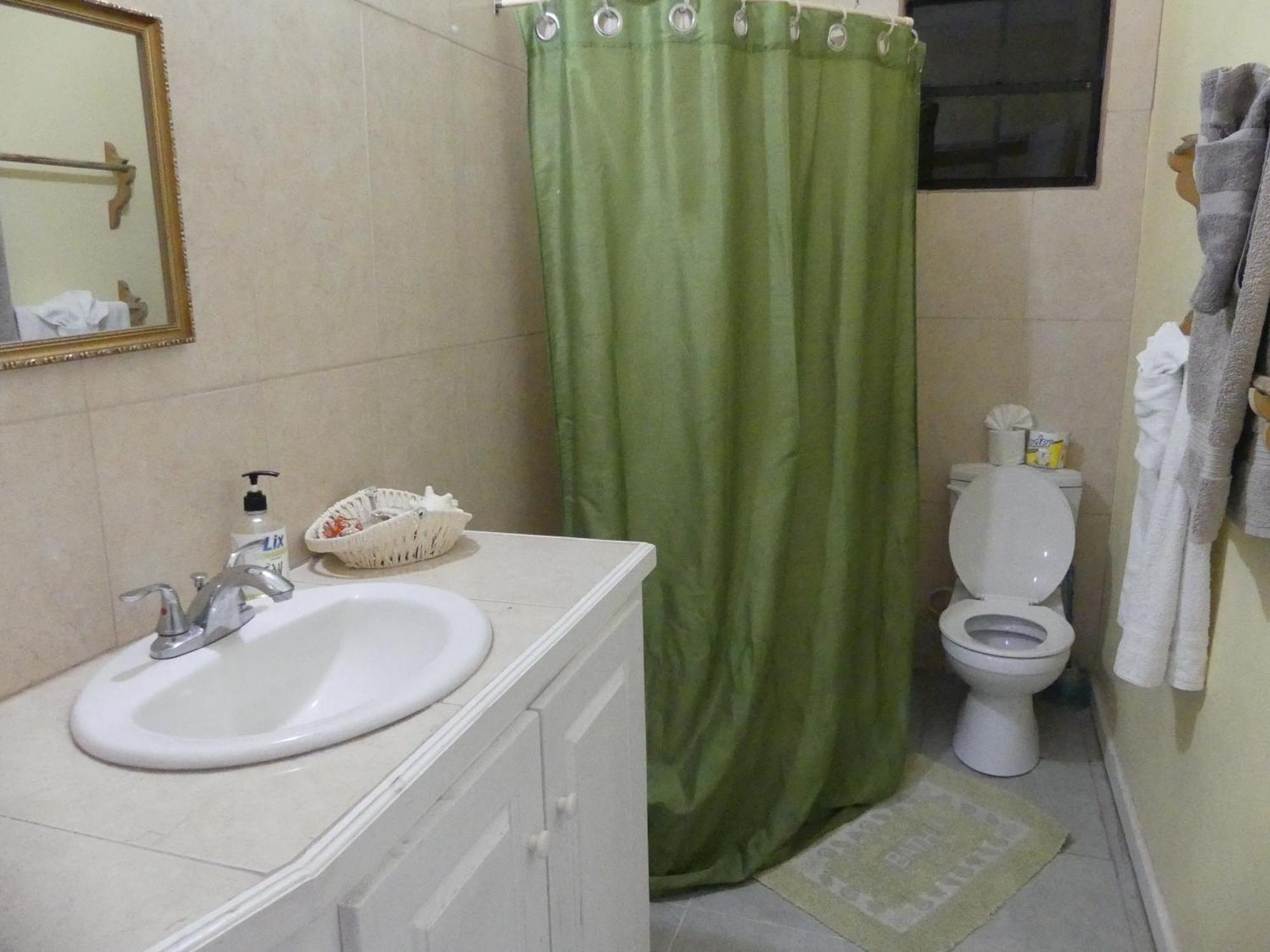 Southern Haven Guesthouse Laborie ภายนอก รูปภาพ